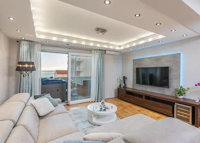 Luxury Sky With Sea View And Whirlpool