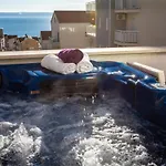 アパート Luxury Sky With Sea View And Whirlpool