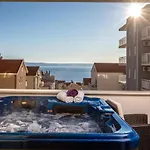 アパート Luxury Sky With Sea View And Whirlpool
