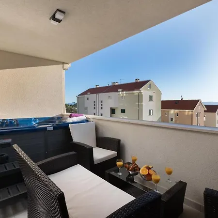 Luxury Sky With Sea View And Whirlpool