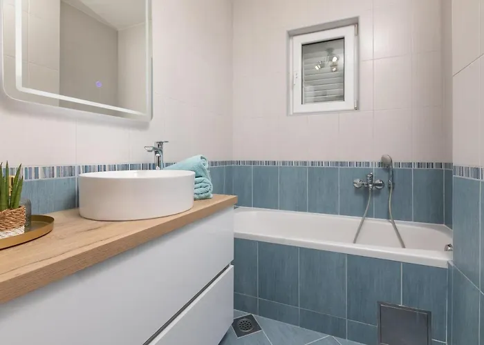 Luxury Sky With Sea View And Whirlpool * Makarska