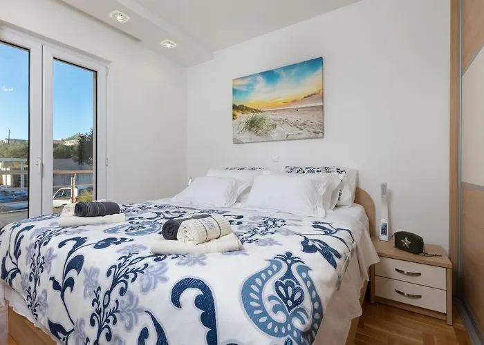 Appartement Luxury Sky With Sea View And Whirlpool Makarska