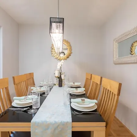 Luxury Sky With Sea View And Whirlpool Apartment